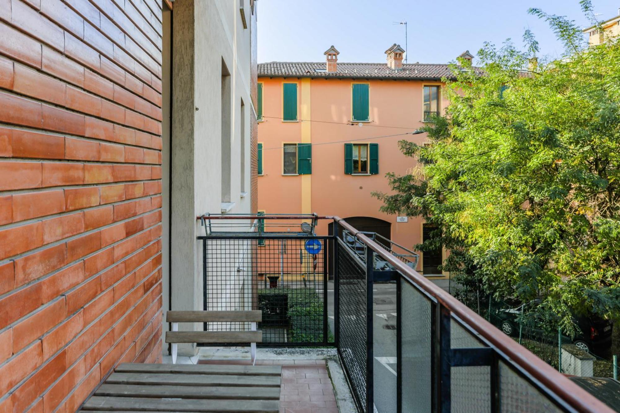 Family 3 Apartment Bologna Exterior photo